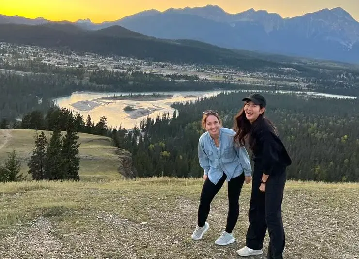 留学資金はリゾートバイトで確保😉♪ 留学ってお金がかかりますよね。 留学の種類にもよりますが、半年程度の語学留学で▶︎およそ100～250万円が相場❗