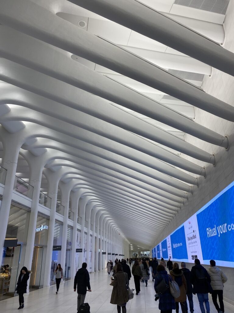 建築 翼を広げるミルウォーキー美術館 サンティアゴ・カラトラバ Hiroshi Kawajiri