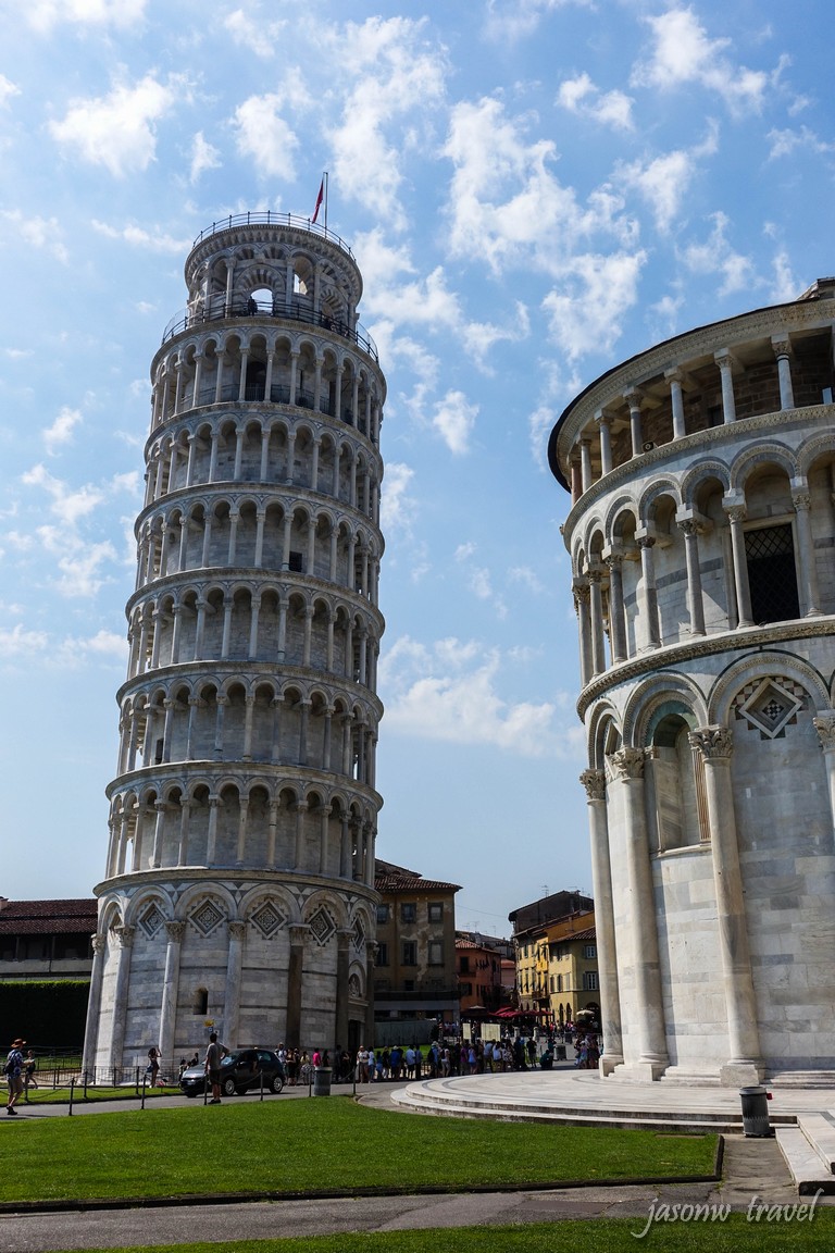 義大利比薩斜塔半日遊．比薩景點、交通、借位照拍起來！ - 芒果這一家