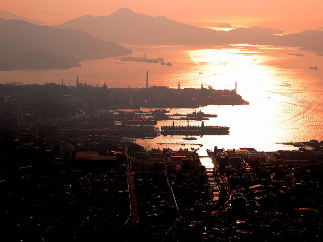 灰ヶ峰 アクセス・営業時間・料金情報 -