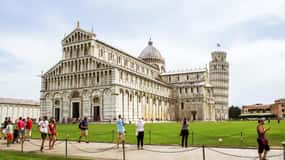 最新 ピサのドゥオモ広場 - チケット、営業時間、口コミ、写真2025年Trip.com