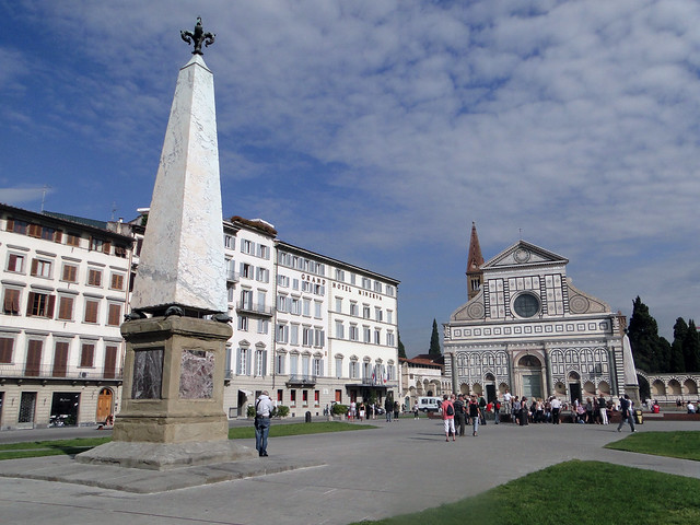 フィレンツェ・サンタ・マリア・ノヴェッラ駅 - Wikipedia