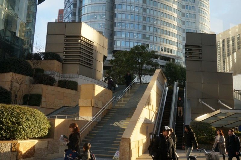 六本木ヒルズのみどころ総まとめ！展望台、美術館、カフェなどを一挙紹介るるぶ&more