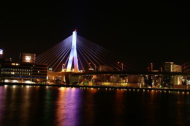 青森ベイブリッジの夜景13085941 の写真素材 - アフロ