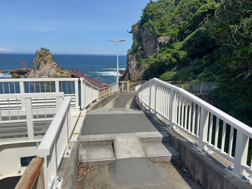 旧水道トンネル 走水第二隧道ニッポン旅マガジン