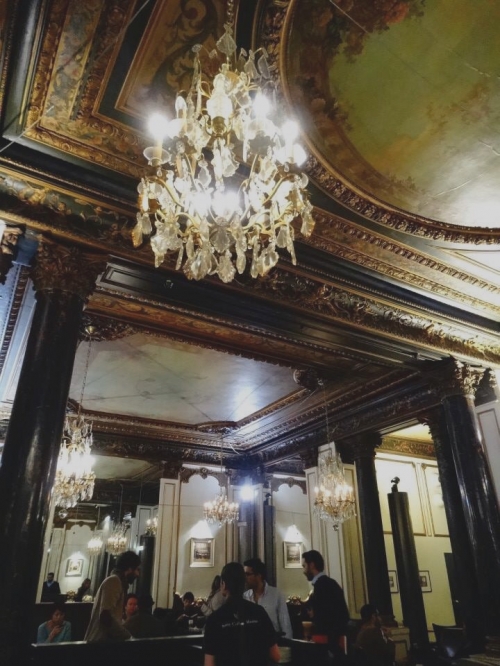 フランス パリで見つけたおしゃれな「スターバックス・コーヒー」HOSIGO