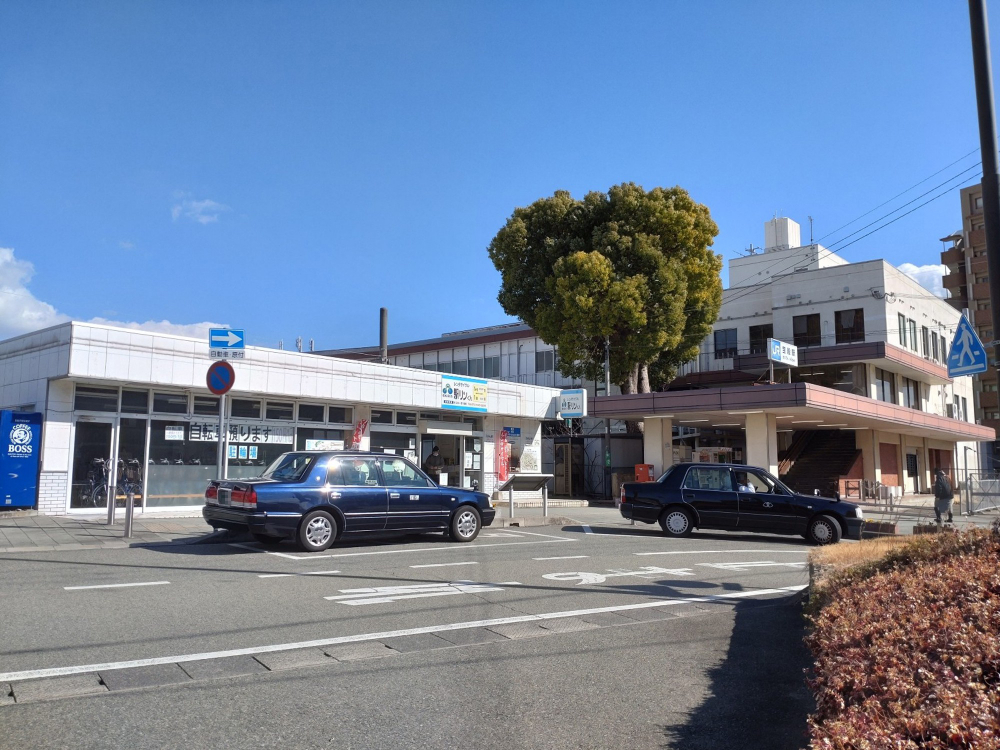 東姫路駅 : ブルーアワーの街の情景