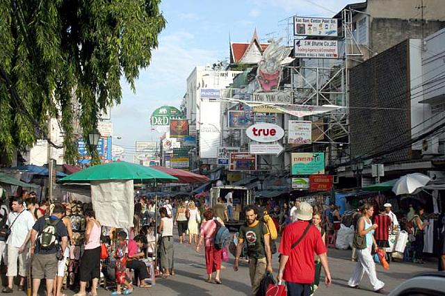 バックパッカーの聖地「カオサン通り」の歴史と行き方！バンコクLABタイ語学校