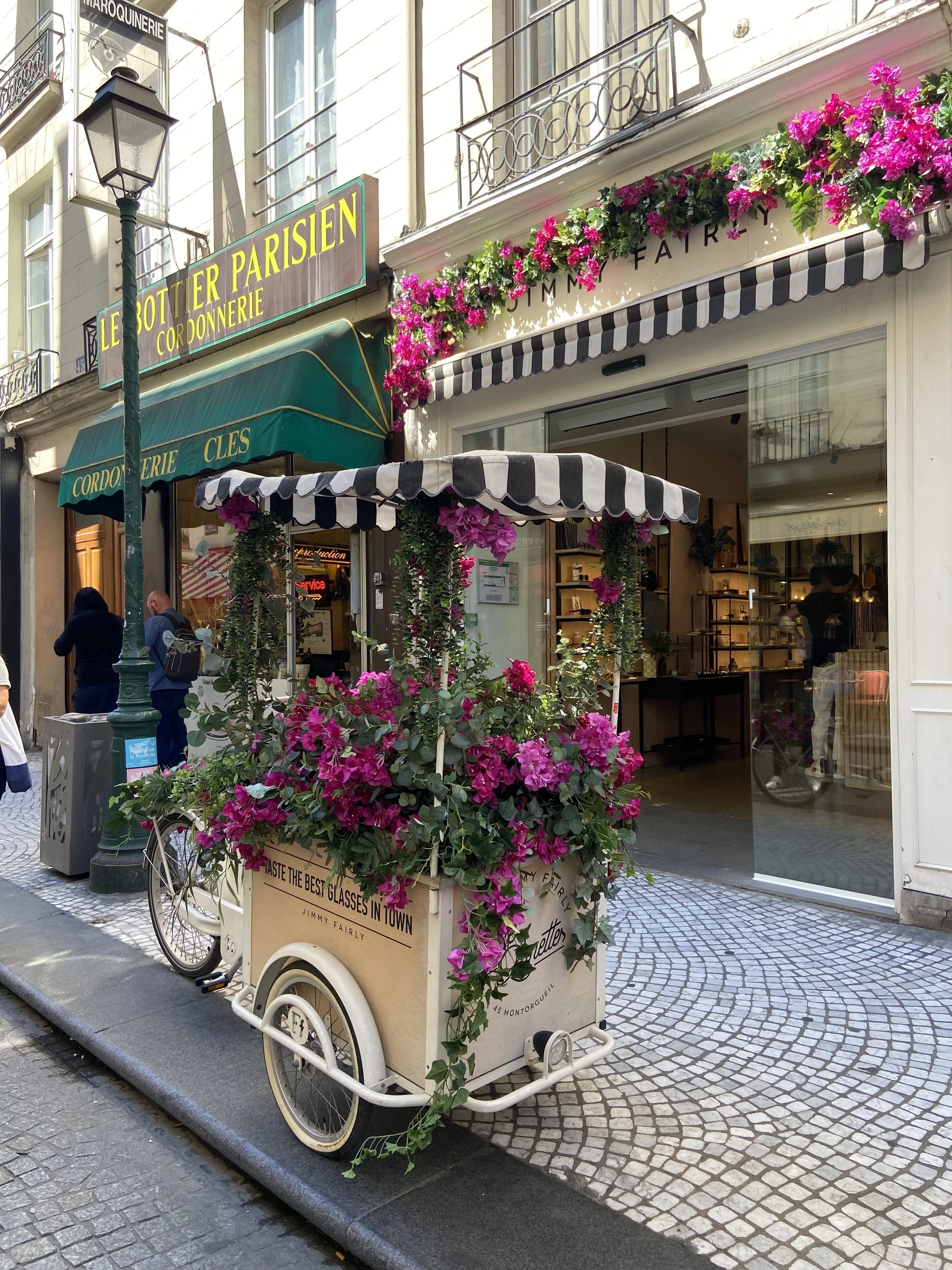 初 海外家族旅行ベルギー＆オランダ １０ お花屋さんの小道』アムステルダム オランダ