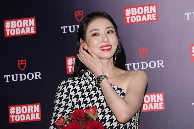 SUPER JUNIOR キュヒョン＆イ・ダヒら、Netflixバラエティ「脱出おひとり島」シーズン3の注目ポイントを明かす -