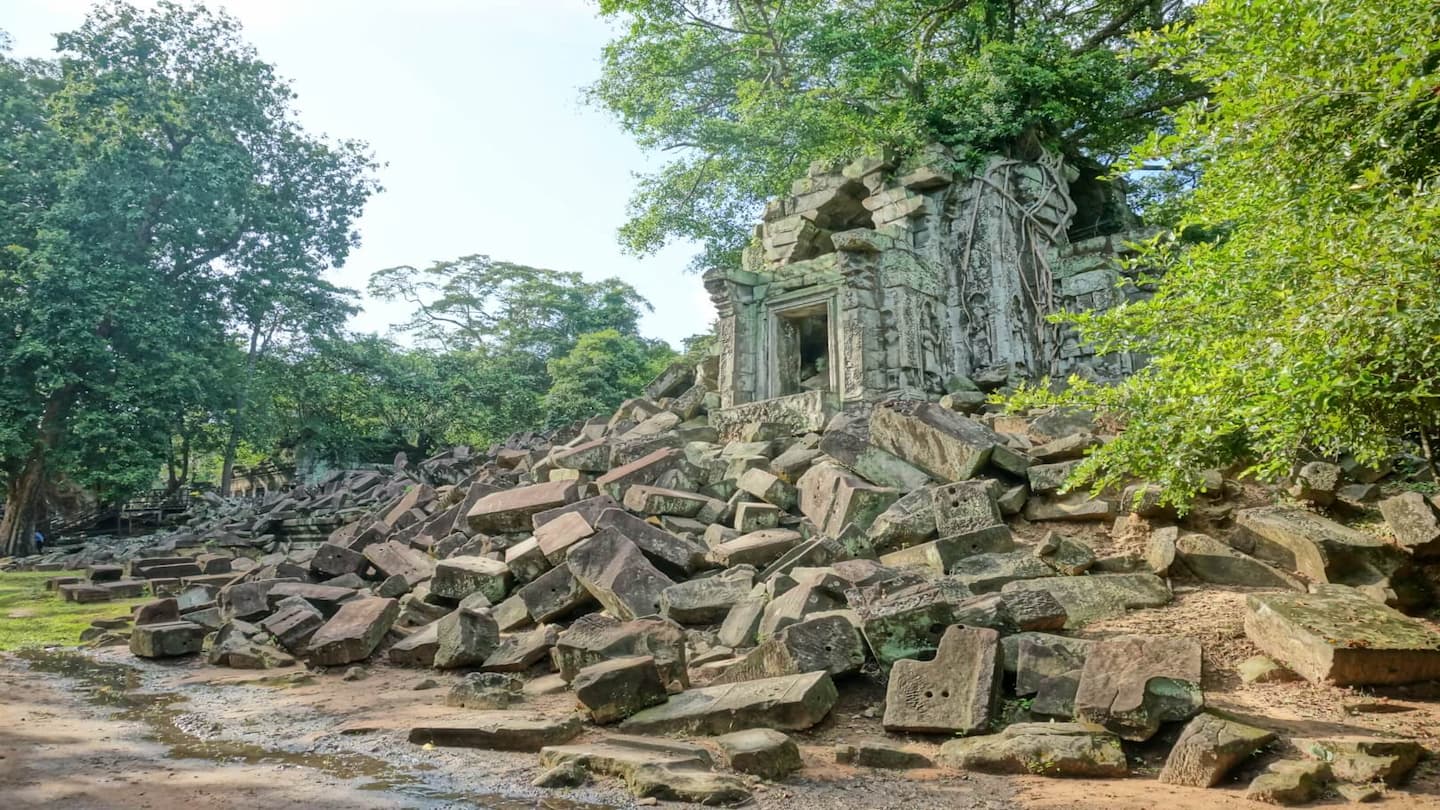 ベンメリア遺跡」行き方や所要時間など・ラピュタのモデルとの噂もカンボジア海外旅行・シェムリアップ便り from アメミル