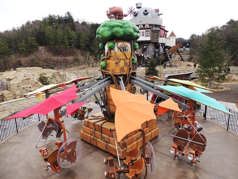 ジブリパークに無計画で行った話⑤ : コウノトリが二羽飛んできた Powered by