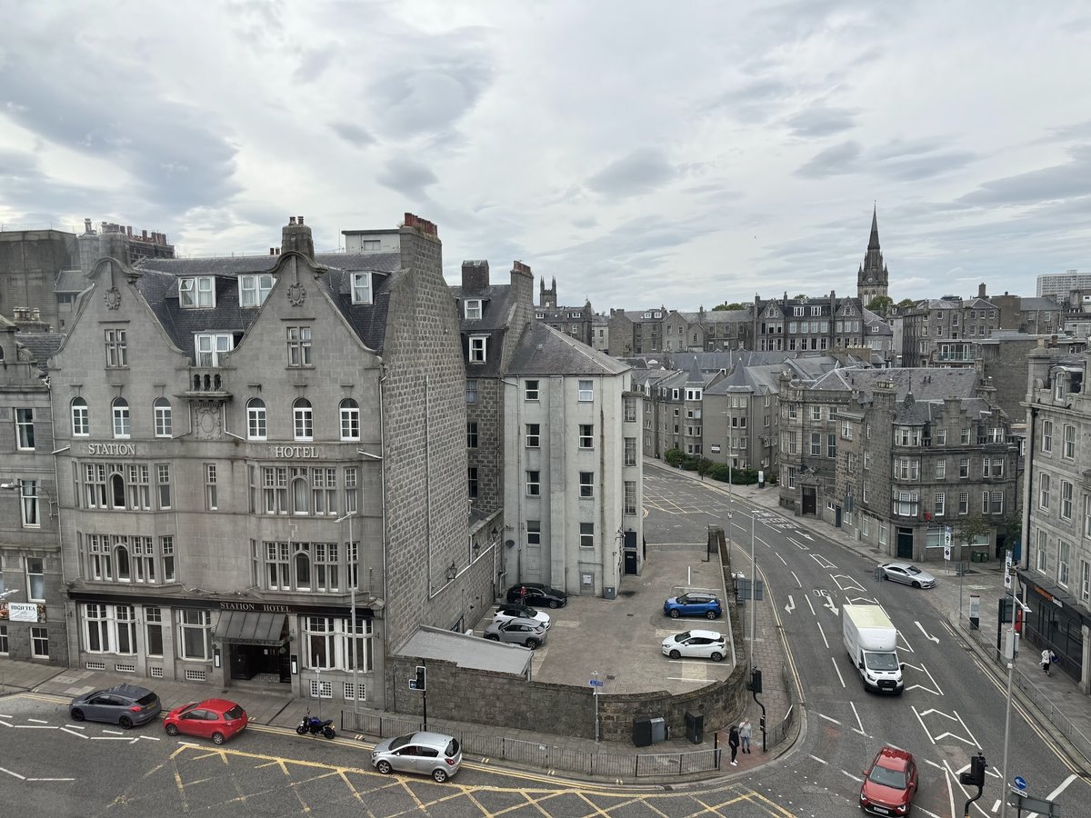 最新 バルモラル城 -