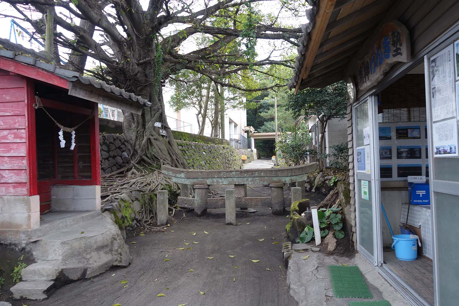 黒神埋没鳥居ニッポン旅マガジン