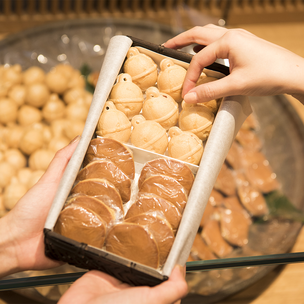 期間限定ショップ日比谷駅 H08 C09東京メトロ