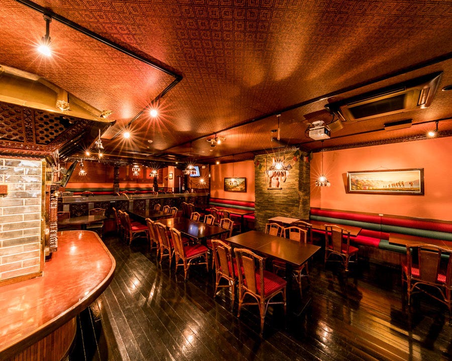 こんにちは！アジアンダイニングルンビニ柏店です♪ 当店をご愛好いただいているお客様、いつもありがとうございます♩ 当店では土日祝限定でランチバイキングを行なっております！！