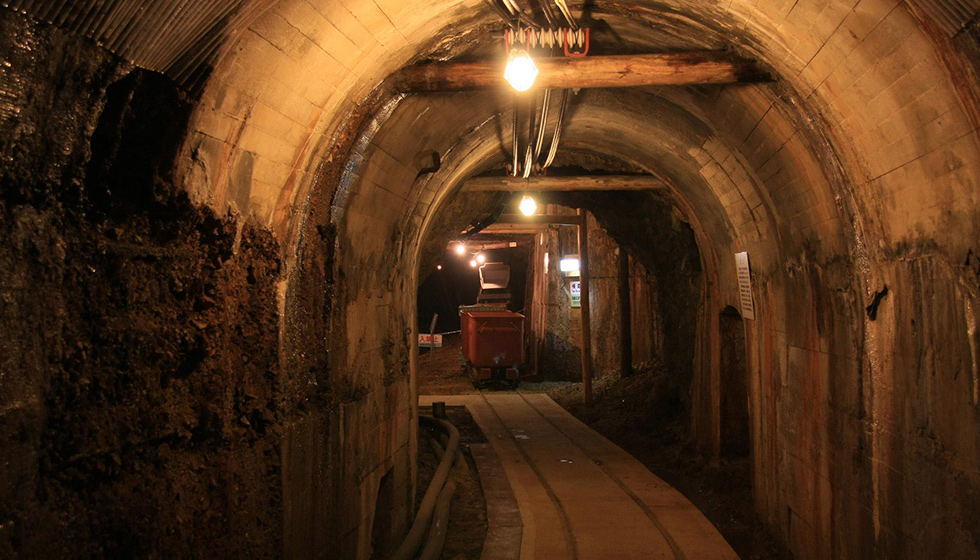 史跡 佐渡金山新潟県内の美術館・博物館等の楽しみ方を紹介する情報サイトにいがたぐるっとミュージアム