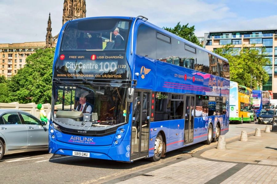 エジンバラ空港から市内へアクセス英国から、Rの日記