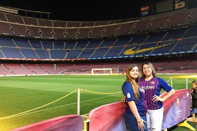 FCバルセロナのホーム、カンプノウスタジアムツアーバルセロナAll About