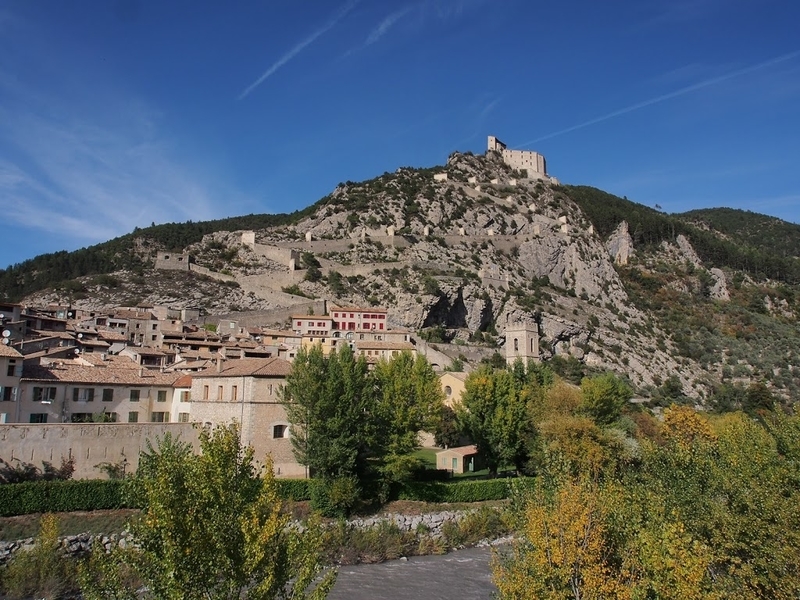 フランス南西部の素朴な村々を訪ねて 12日間