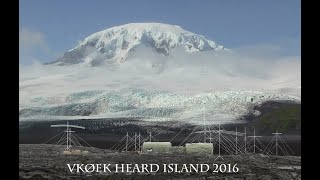 低ポリハード島とマクドナルド諸島の地図。散在する三角形で設計された多角形のハード島とマクドナルド諸島の地図ベクトル。のイラスト素材・ベクターImage 171335590