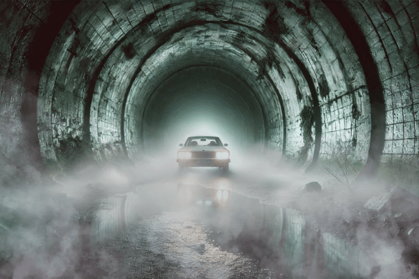 犬鳴村 ネタバレ・考察 犬鳴村にまつわる恐ろしい都市伝説を紹介！登場人物達の死因が〇〇だったのは何故！？cinemaxina