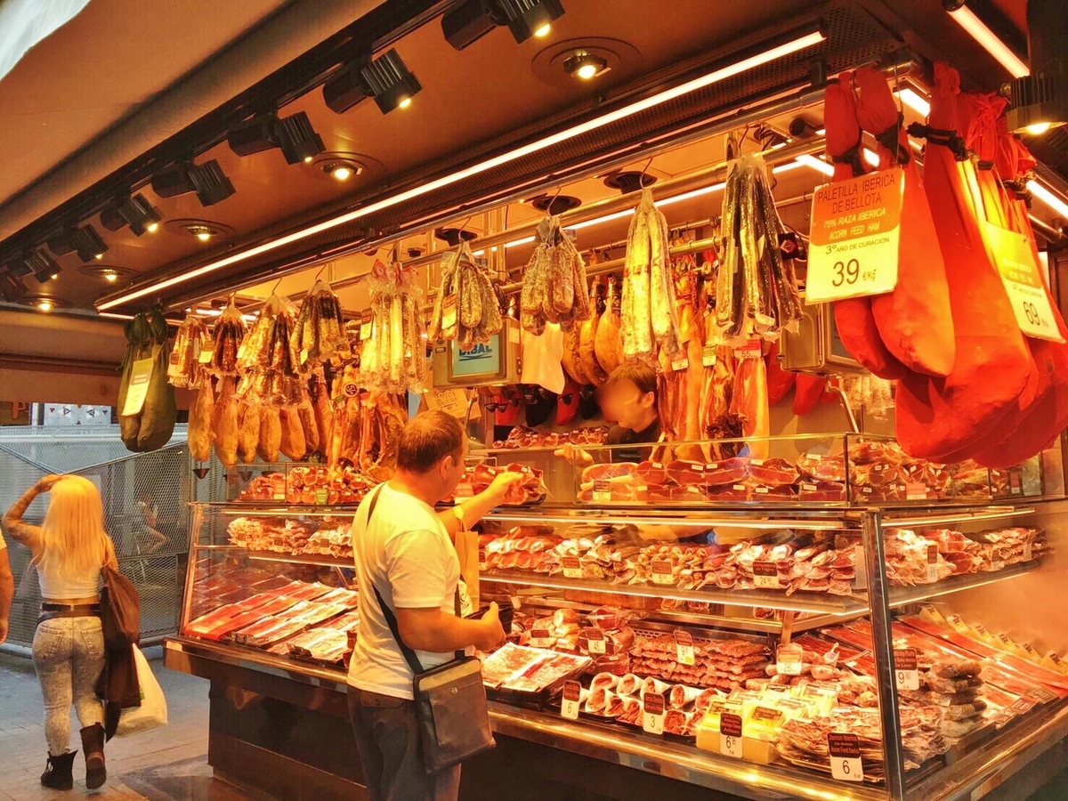 ボケリア市場 Bar Central