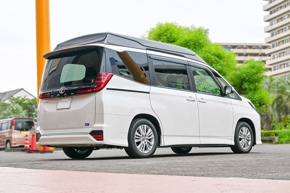 ノアは車中泊も快適！さらにリラックスできるおすすめアイテムも紹介キャンピングカー・車中泊BE-PAL キャンプ、アウトドア、自然派生活の情報源ビーパル