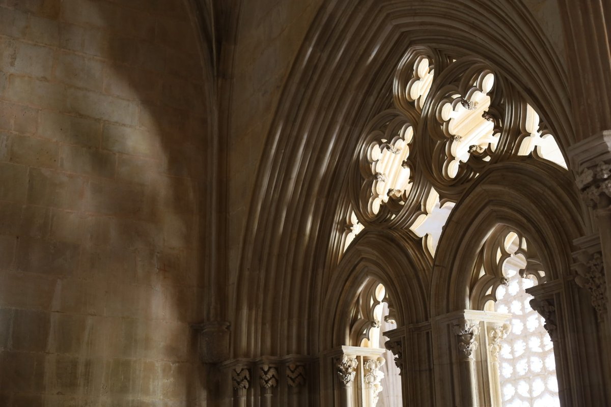 ファティマ聖域とバターリャ修道院ユネスコ サイト– リスボンからの