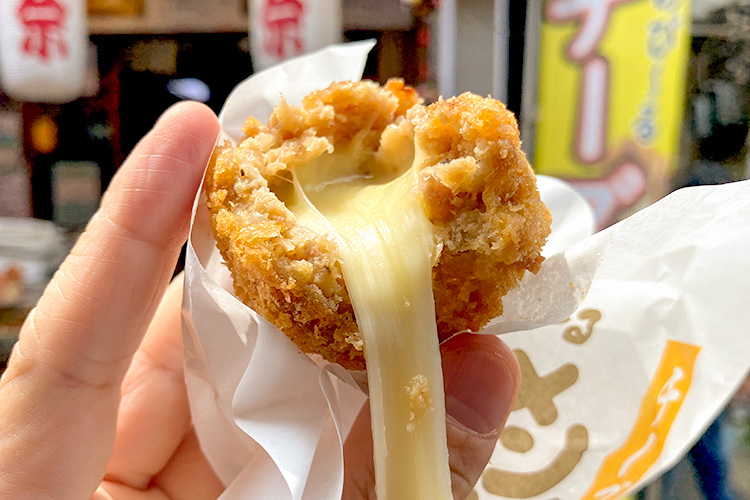 浅草の食べ歩きグルメ25選！老舗や穴場の営業時間やマナーも紹介aumo アウモ