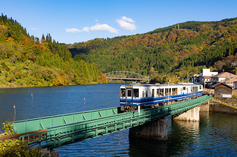 画像SL時代も今も絶景｢只見線｣撮り続けた50年の記録 新緑・紅葉・雪景色､