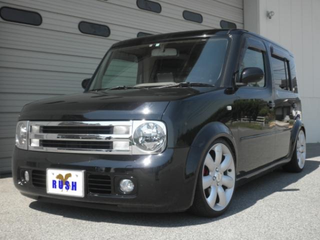 日産 Z12 キューブ