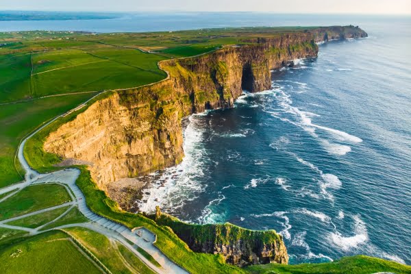 HIS 絶景「アイルランド モハーの断崖」