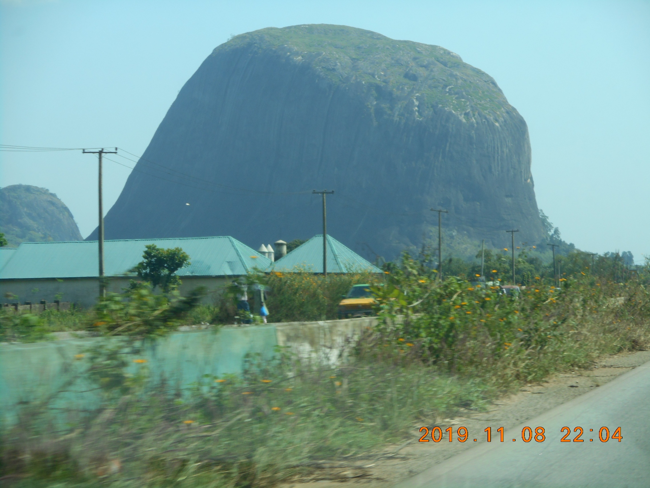 ナイジェリアでの海の上の近未来的な都市造り - WSJ