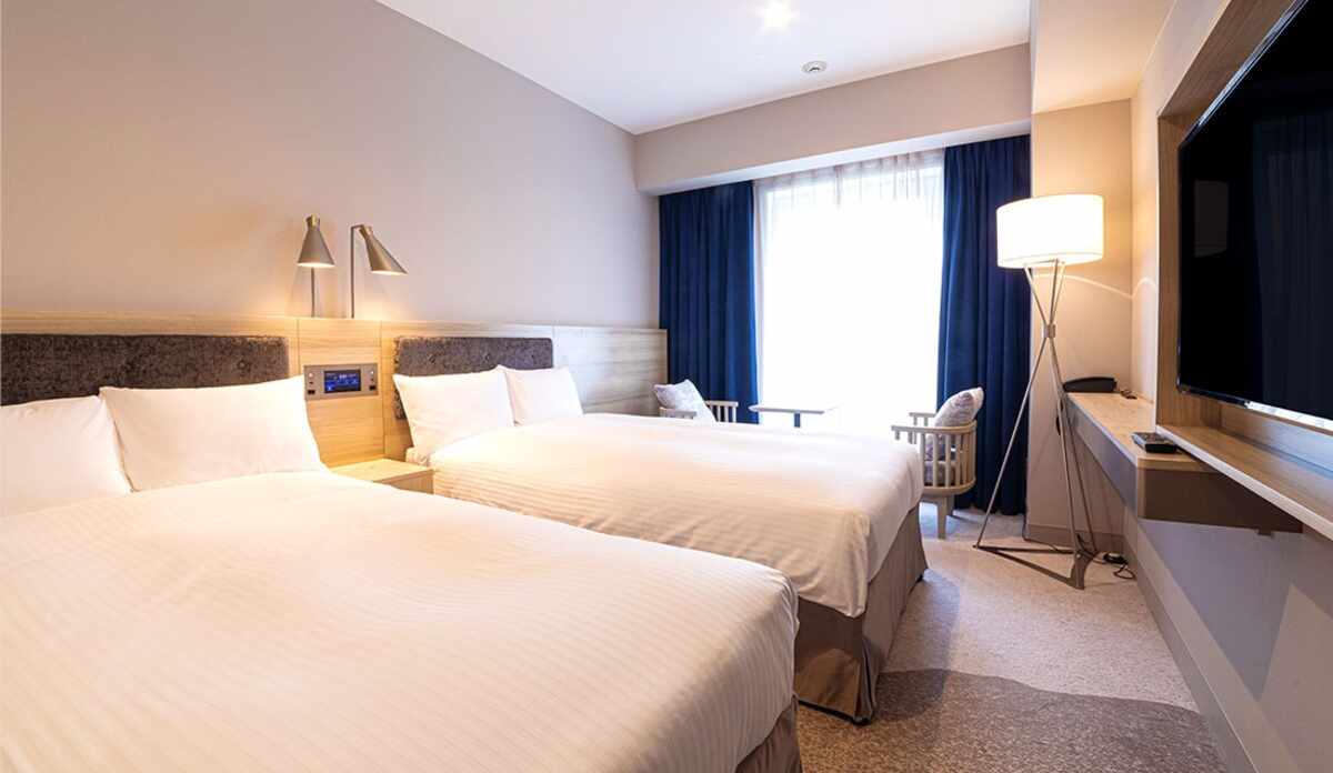 スタバ飲み放題！？女子旅やカップルにおすすめのホテルミント✈︎コンセプトホテル紹介が投稿したフォトブックLemon8