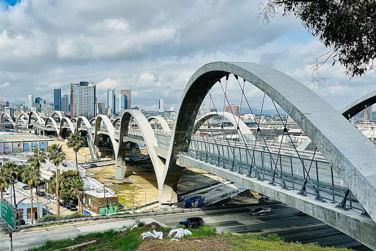 トランプよ、インフラを再生したければこの12のプロジェクトに学ぼうWIRED.jp