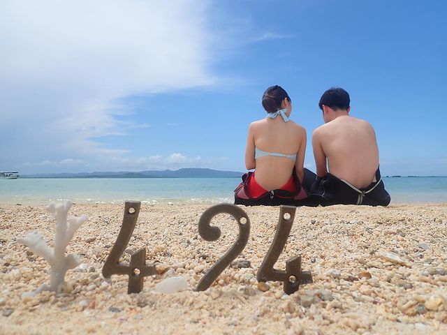 石垣島発 人気No.1 離島の魅力満載！幻の島上陸&シュノーケリング&のんびり竹富島観光 3歳以上・写真データ無料 石垣島