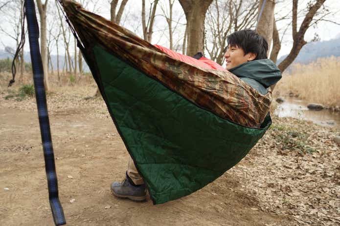 ハンモック泊って実際どう？その魅力やハンモックの張り方を解説 - Arizine アリジン