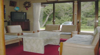 閲覧注意 怪情報“樹海村の事故物件”を潜入調査 「樹海村」は実在した - 3ページ目最新の映画ニュースならMOVIE