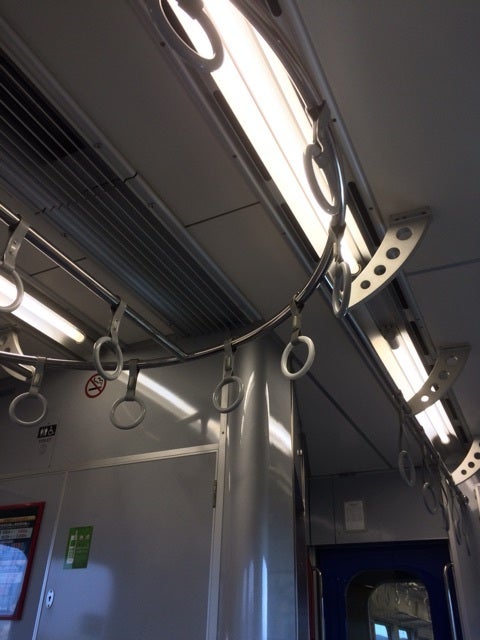 黄色とグレーの色合いがおしゃれです』by thechefJR日豊本線のクチコミ フォートラベル