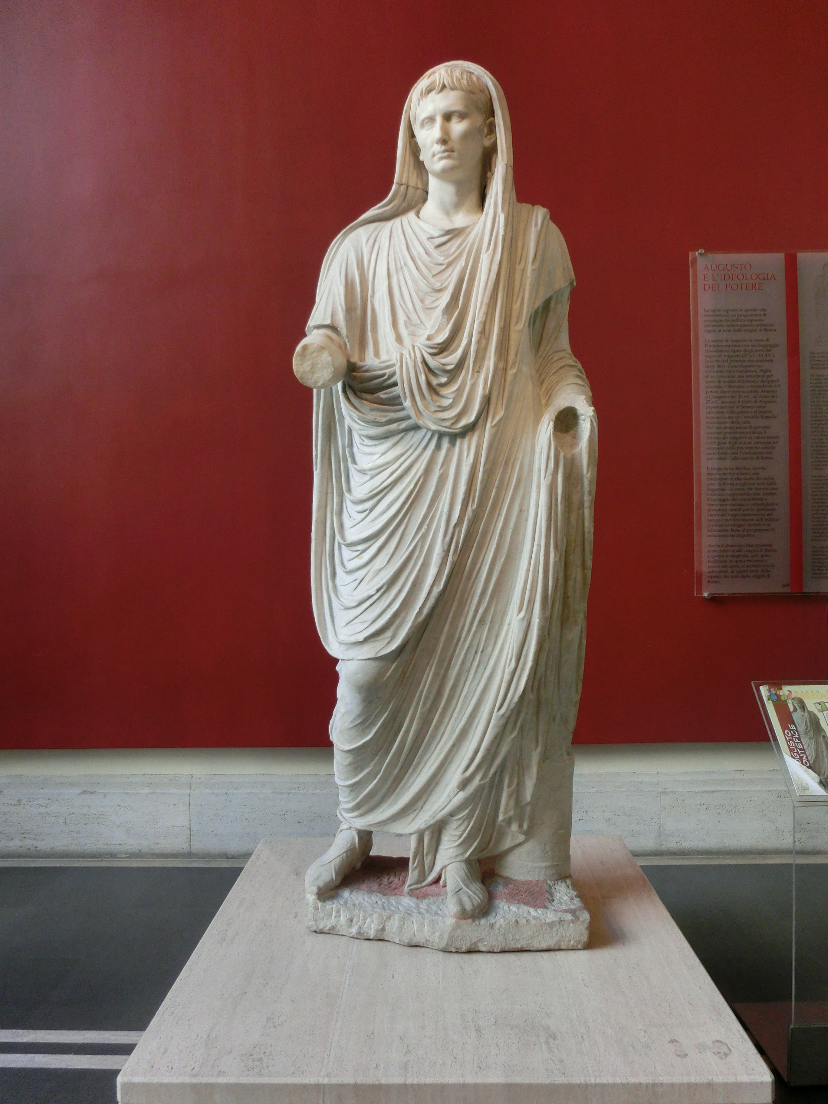 ローマ国立博物館マッシモ宮の数珠の彫刻「休むボクサー」イタリアざんまい