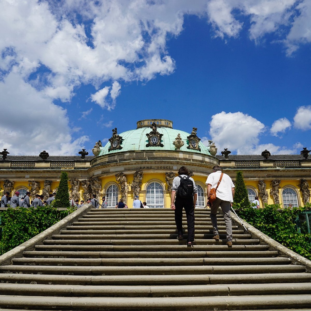 サンスーシ宮殿西部前街区- ツアーとアクティビティエクスペディア