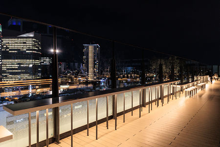 JR横浜タワー12階屋上広場「うみそらデッキ」に「YOKOHAMA」の大型文字オブジェ - ヨコハマ経済新聞