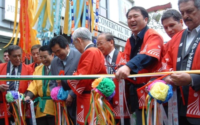 中古 日系ブラジル人の定住化と地域社会 群馬県太田・大泉地区を事例として御茶の水書房 小内透
