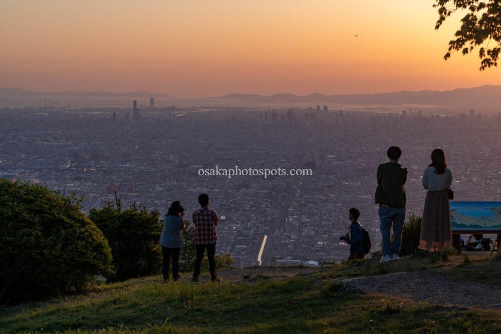 生駒山から見る大阪の夜景 – Enjoy！奈良