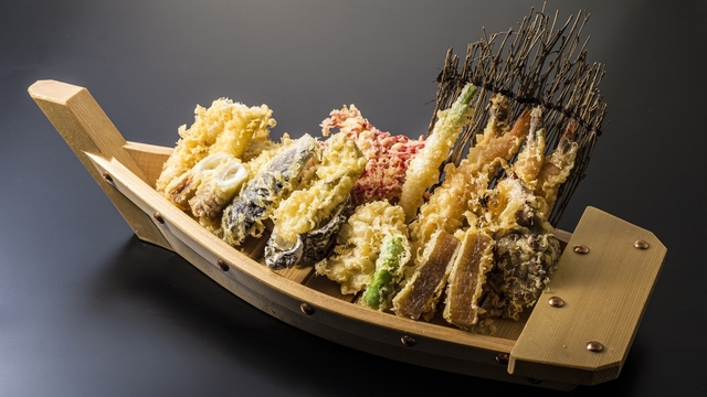 今日はガッツリ「丼」が食べたい気分。東京都内で味わいたい絶品丼ぶり7選RETRIP リトリップ