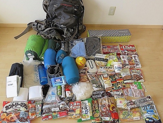 好日山荘 さいか屋横須賀店 :パッキングの仕方 ～小屋泊～