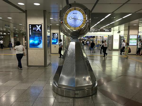 名古屋駅の金の時計・銀の時計・ナナちゃんチーム八ちゃん