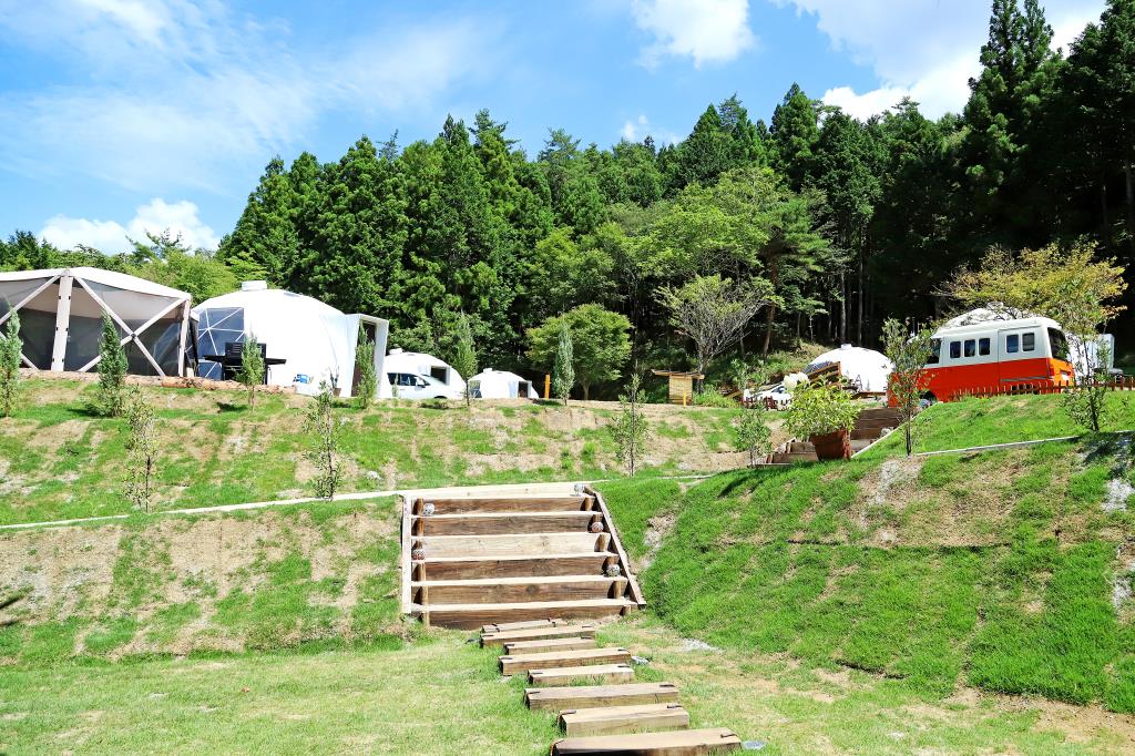 FH004 山梨県都留市ふるさと納税 グランピング施設 「THE