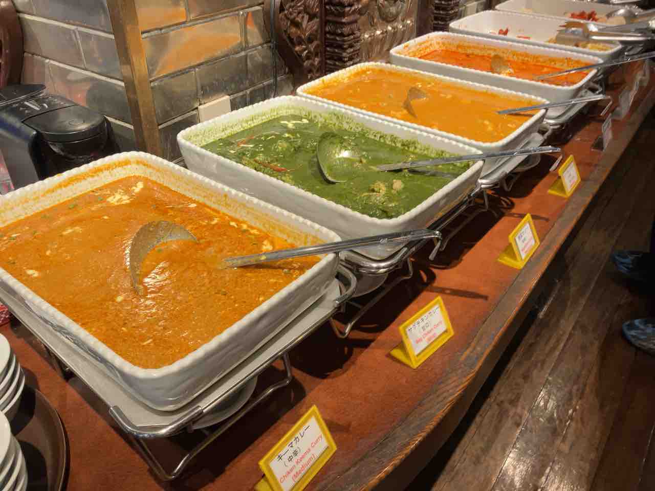 豆のカレー？平日なのにレッドカレー？ ルンビニ柏店 :